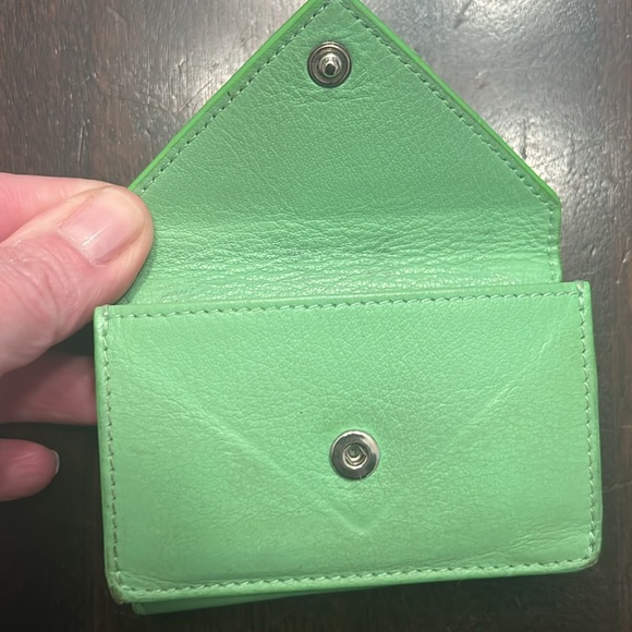 Authentic Balenciaga PAPIER MINI WALLET IN GREEN - Picture 6 of 9